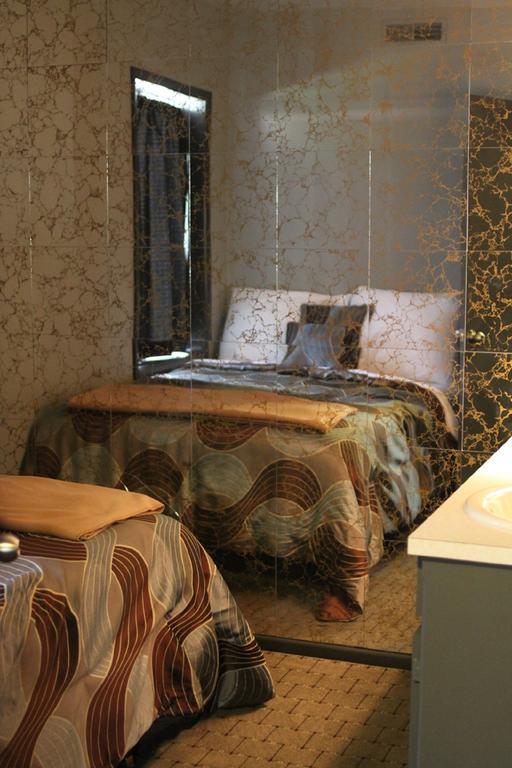 والاس Lux Rooms الغرفة الصورة